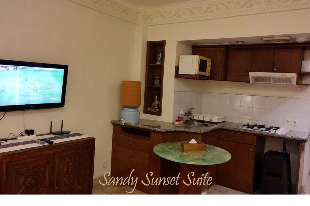 Jayakarta - Sandy Sunset 1br - 6432 Appartement *